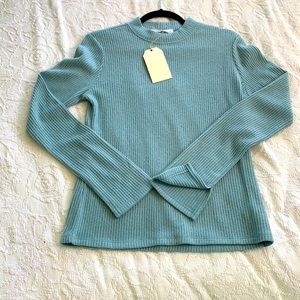 Sky blue light sweater